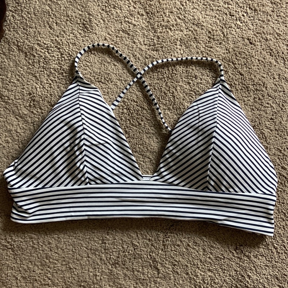 NWT H&M Bikini Top